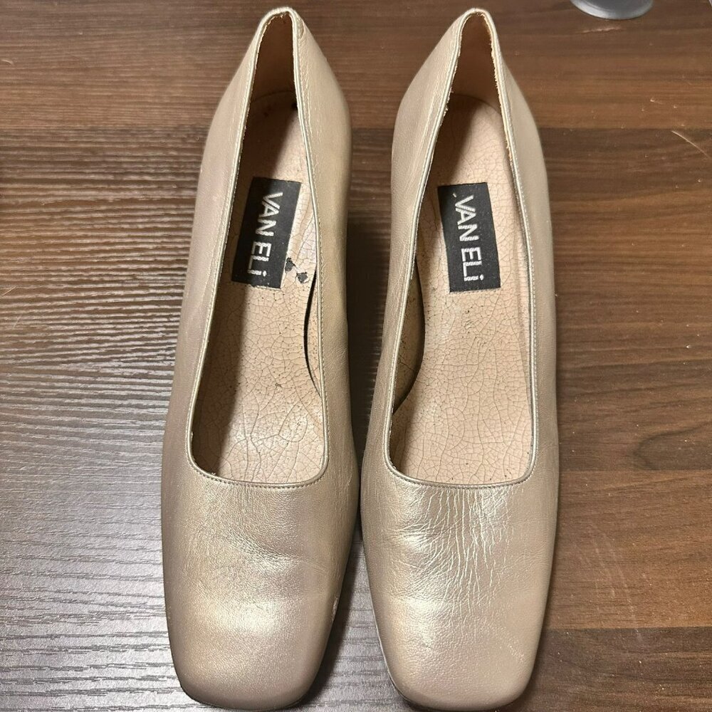 Vaneli Golden Classic Ballet Flats with Block Heel Leather Pumps Shoes Size 7.5